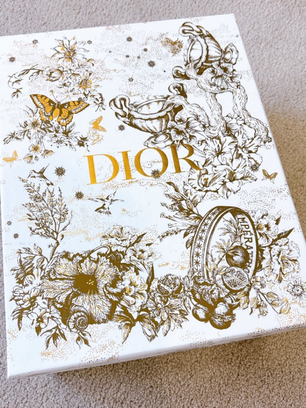 BRAND NEW DIOR HOLIDAY PACKAGING BOX